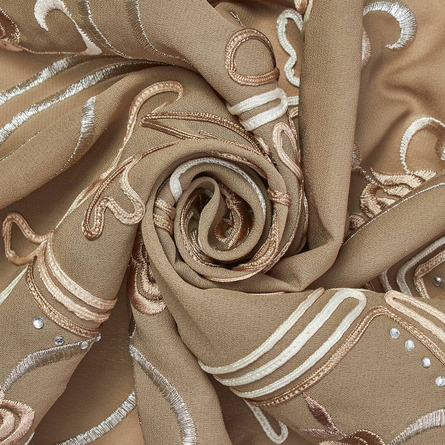 Corded Floral Embroidery On Georgette - Image 3